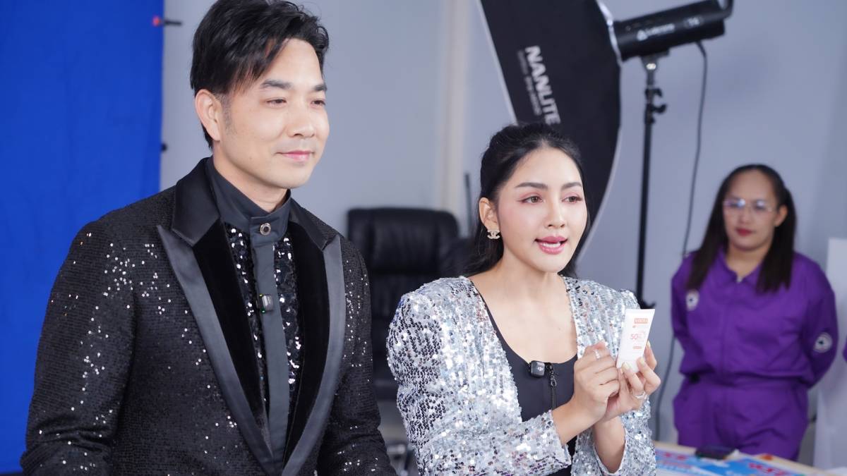 ครูก้อย นัชชา เจมส์ เรืองศักดิ์